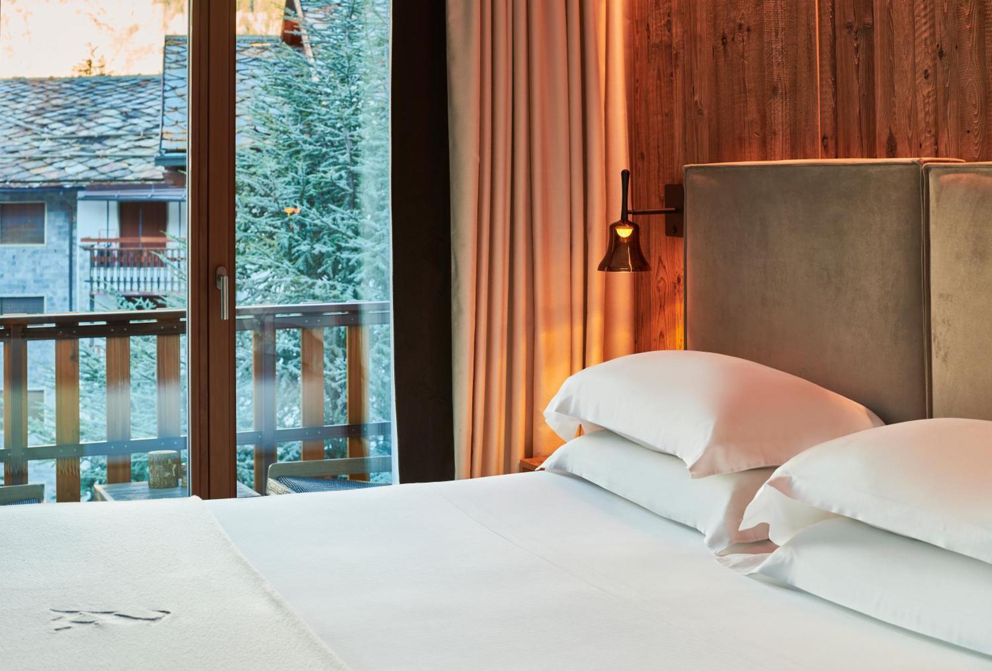Le Massif Hotel & Lodge Courmayeur The Leading Hotels Of The World Exterior foto