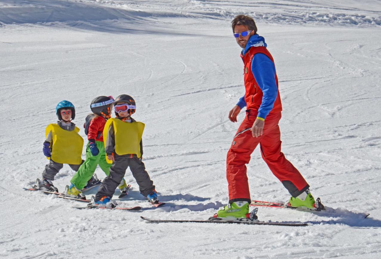 Le Massif Hotel & Lodge Courmayeur The Leading Hotels Of The World Exterior foto