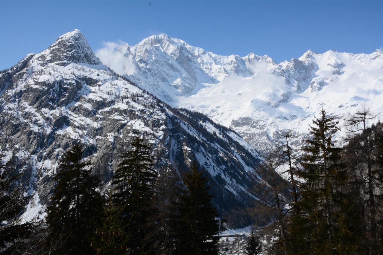 Le Massif Hotel & Lodge Courmayeur The Leading Hotels Of The World Exterior foto