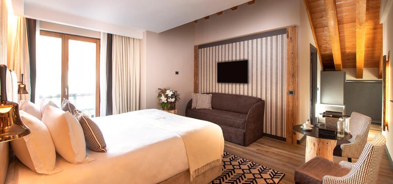 Le Massif Hotel & Lodge Courmayeur The Leading Hotels Of The World Exterior foto